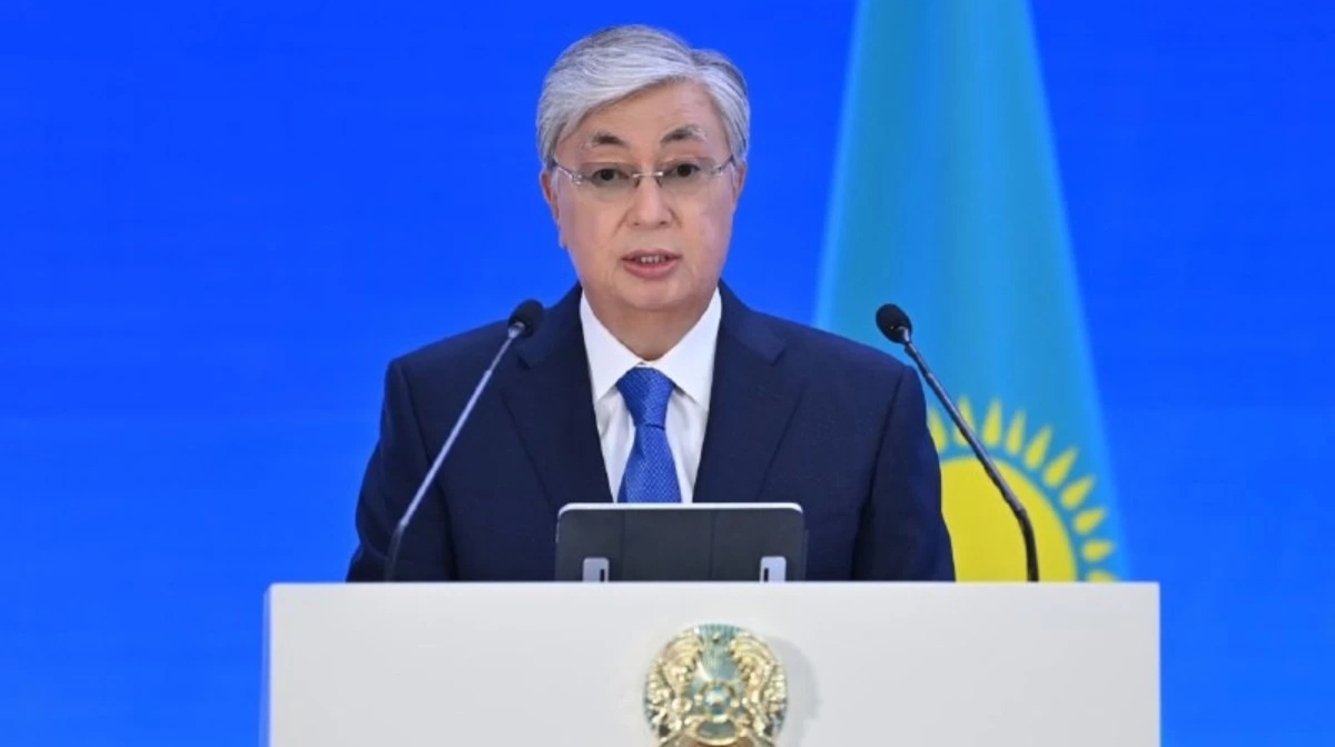 Toqaev: "Almaty jastarynyń altyn ýaqyty baspana izdeýge jumsalmaýy tiis"