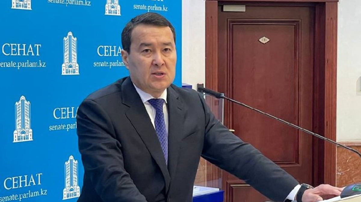 "Qaýipsizdik jastyǵy joq...". Smaiylov kólikke qatysty jańa erejege qol qoidy