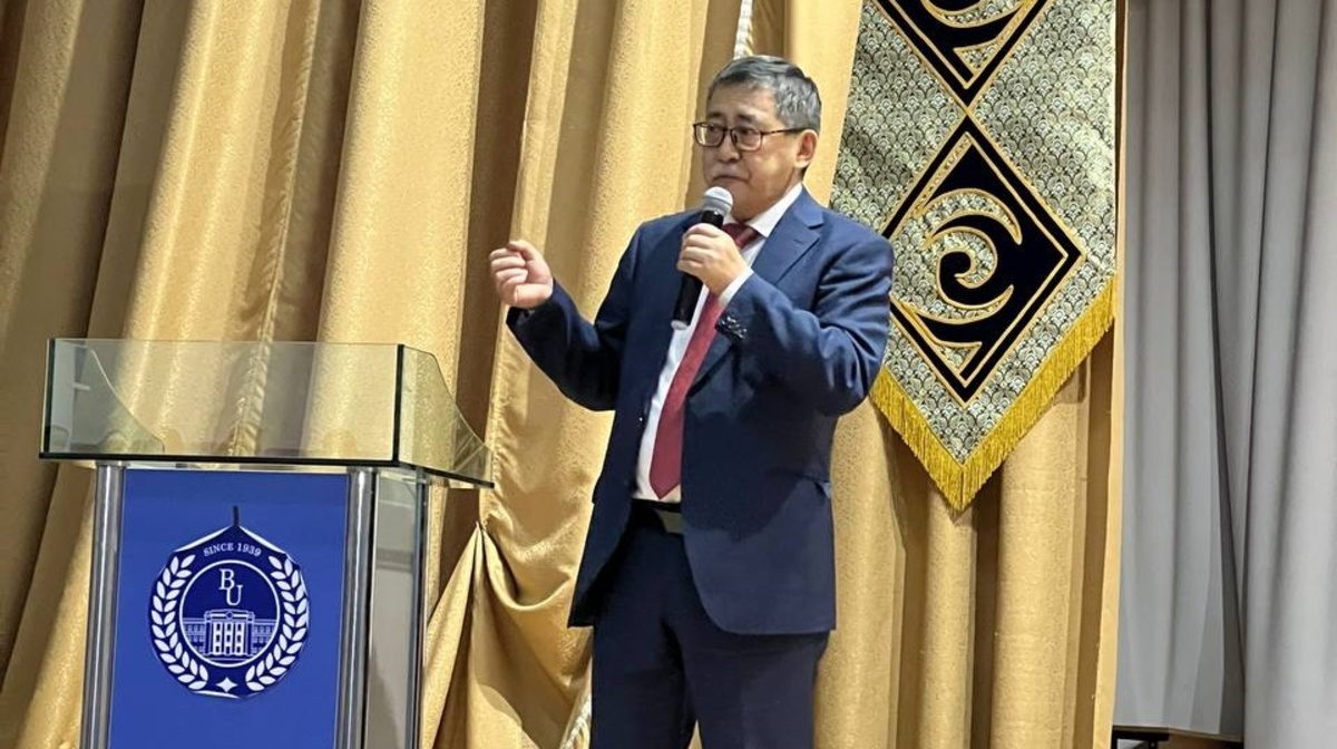 QR Prezidenttigine kandidat Meiram Qajyken jalaqyǵa qatysty pikir bildirdi