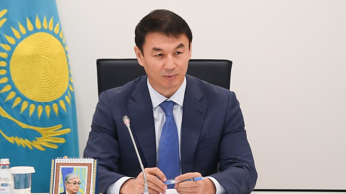 Halyqqa jaǵdai jasaý kerek – Darhan Satybaldy