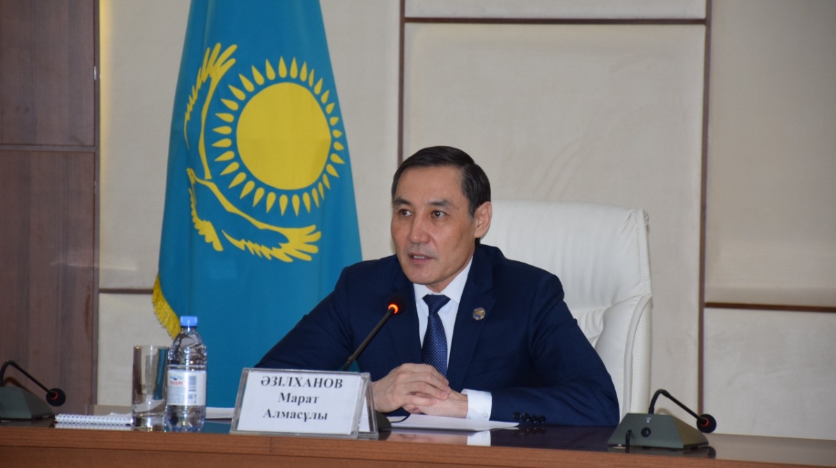 Assambleia músheleri Jańa Qazaqstannyń qabyrǵasyn qalaýǵa ázir – Marat Ázilhanov