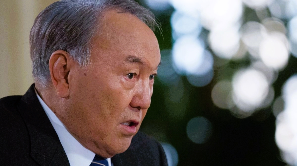 "Eńbegimdi umytyp ketti...". Nazarbaev ótken otyz jylǵa baǵa berdi