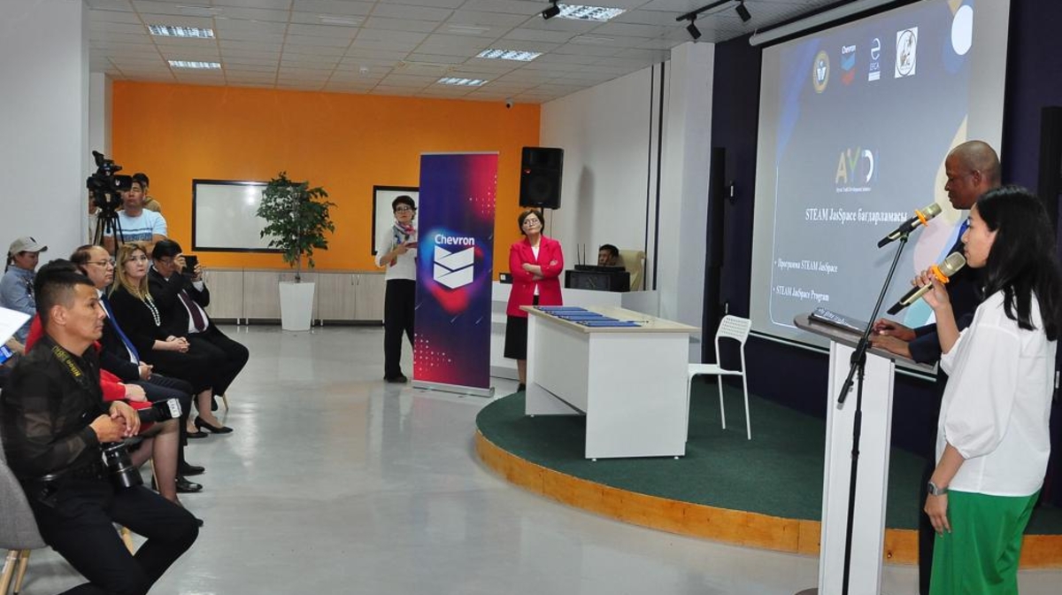 Jas Space: Atyraýdaǵy Abai ortalyǵynda jastarǵa arnalǵan keńistik ashyldy