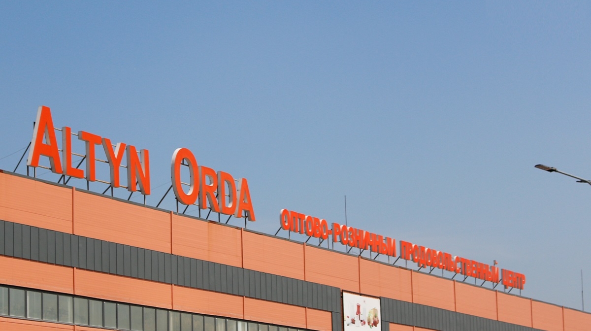 "Altyn Orda" bazary qyrǵyzdardyń qolyna ótip ketti - qazaq kásipkerleri