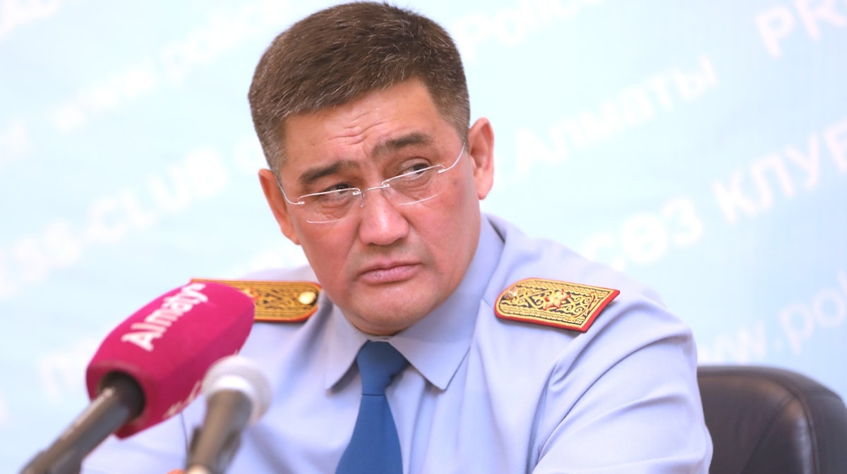 Atyshýly general Ishki ister salasynan ketti