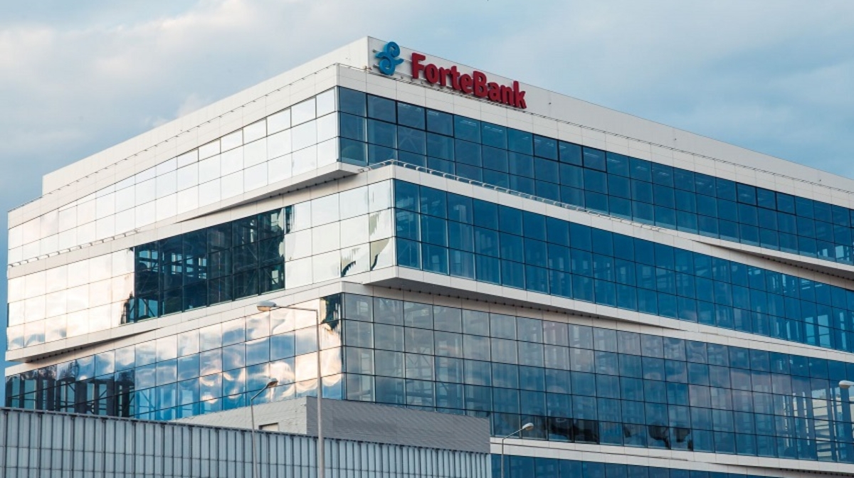 Moody’s kórsetkishi. ForteBank reitingi «Va2» dengeiinde «turaqty» degen boljammen rastaldy