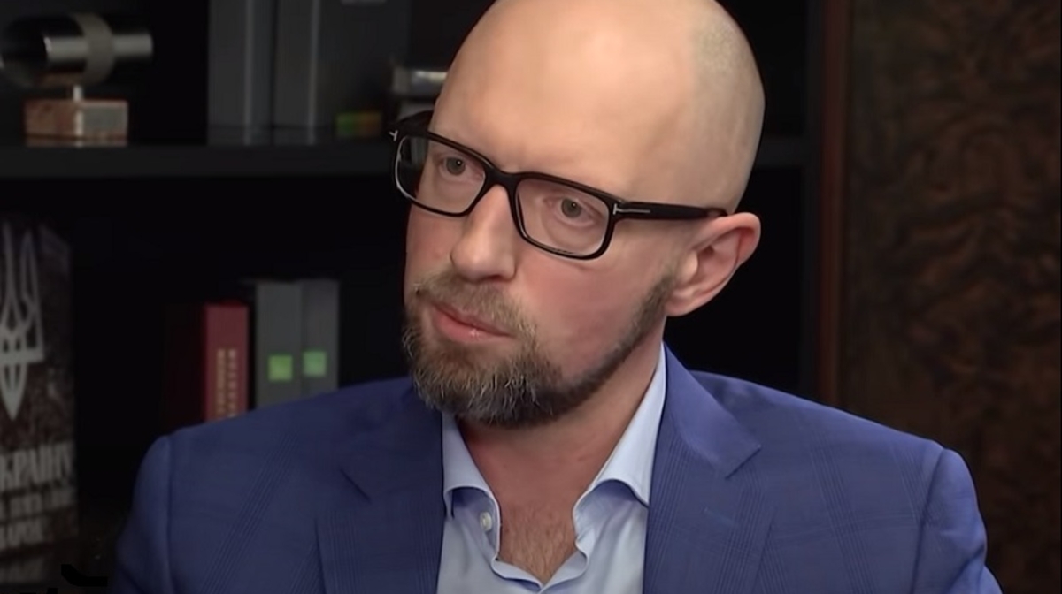 Яценюк: «Ресей зұлымдықтың ордасына айналды»