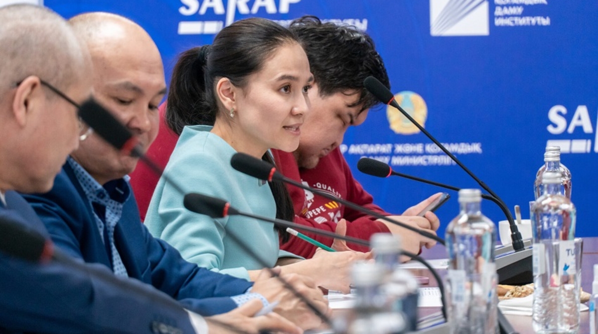 Indira Rystina: «Halyq ózin memlekettiń azamaty emes, memlekettik qyzmetti tutynýshy retinde sezinedi»