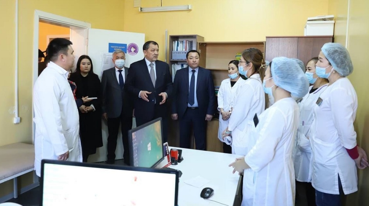 Nurlan Noǵaev Túpqaraǵan aýdanyna qarasty eldi mekenderdiń turǵyndarymen birqatar kezdesýler ótkizdi