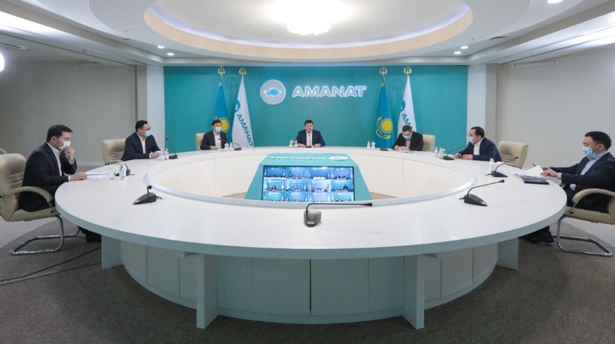 AMANAT پارتيياسى پرەزيدەنت جولداۋىن قولداپ, مەلٸمدەمە جاسادى