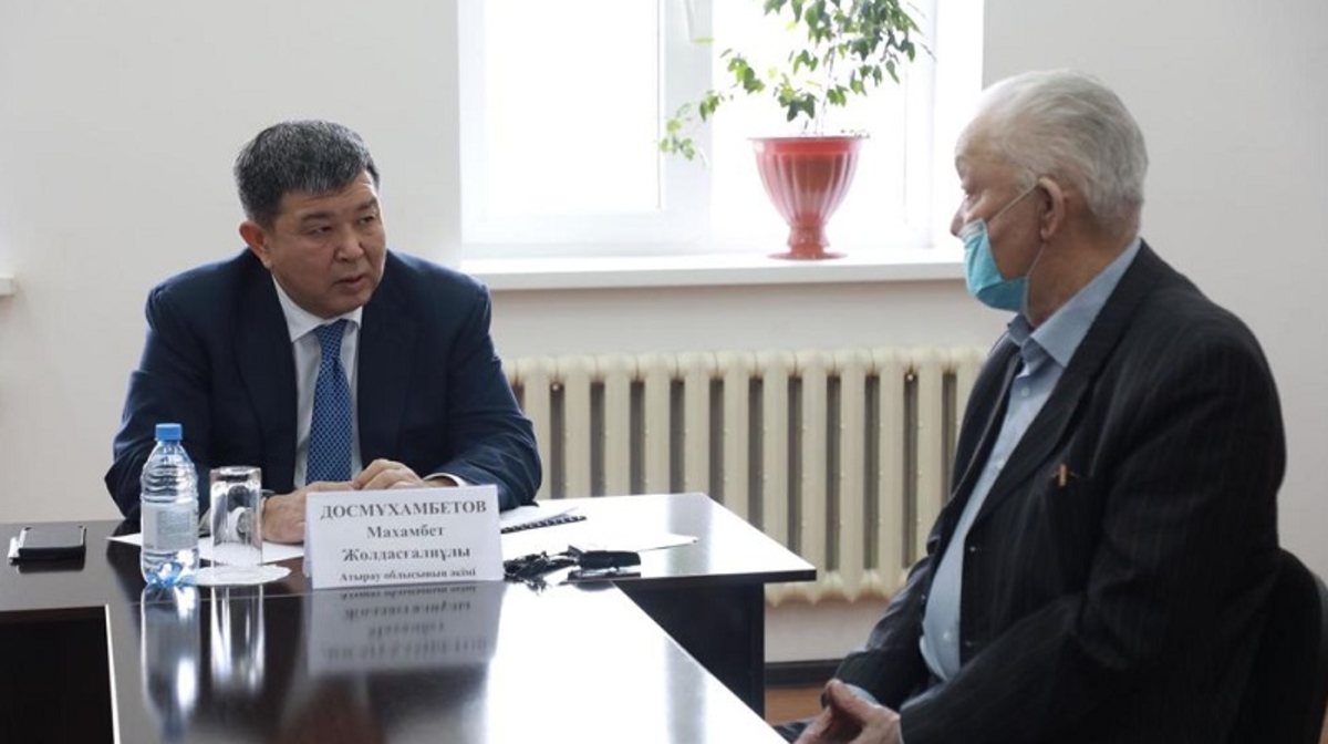 Dosmuhambetov Qaiyrshaqty aýylynyń turǵyndarymen kezdesti