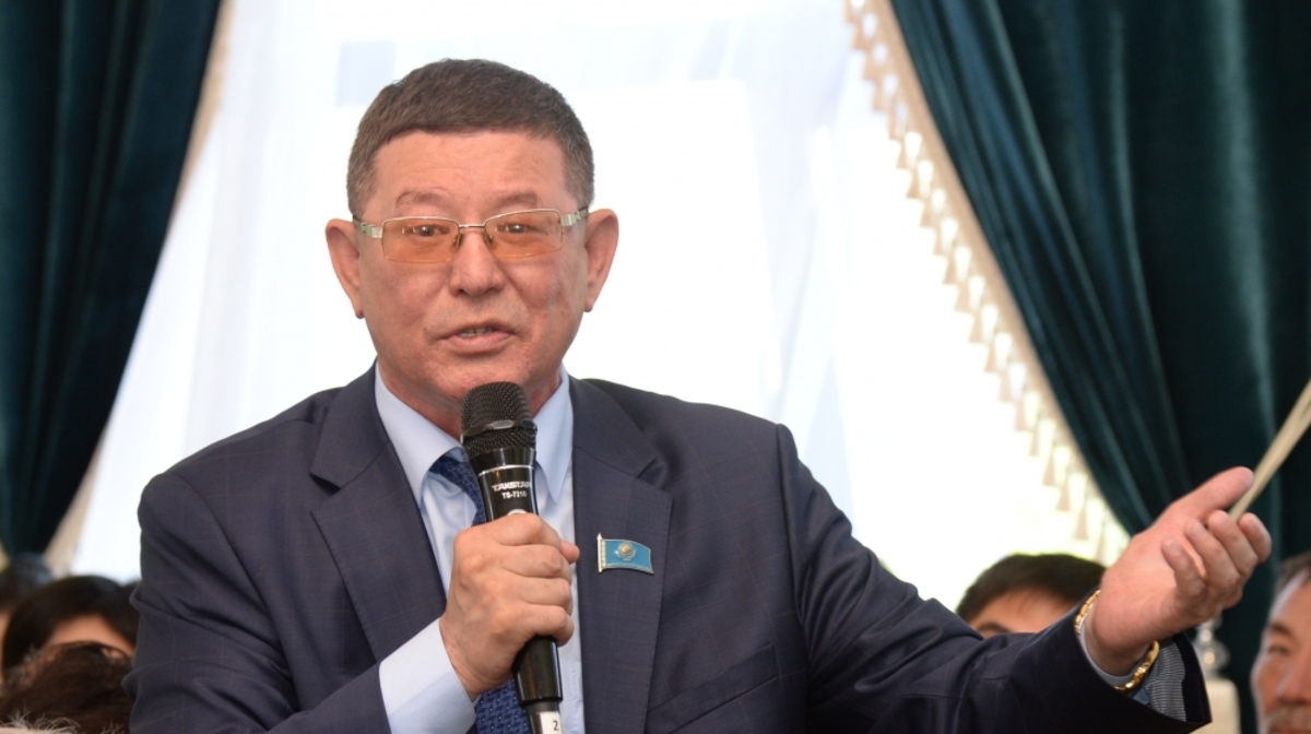 Басымнан бұлдырық та байқап ұшсын...
