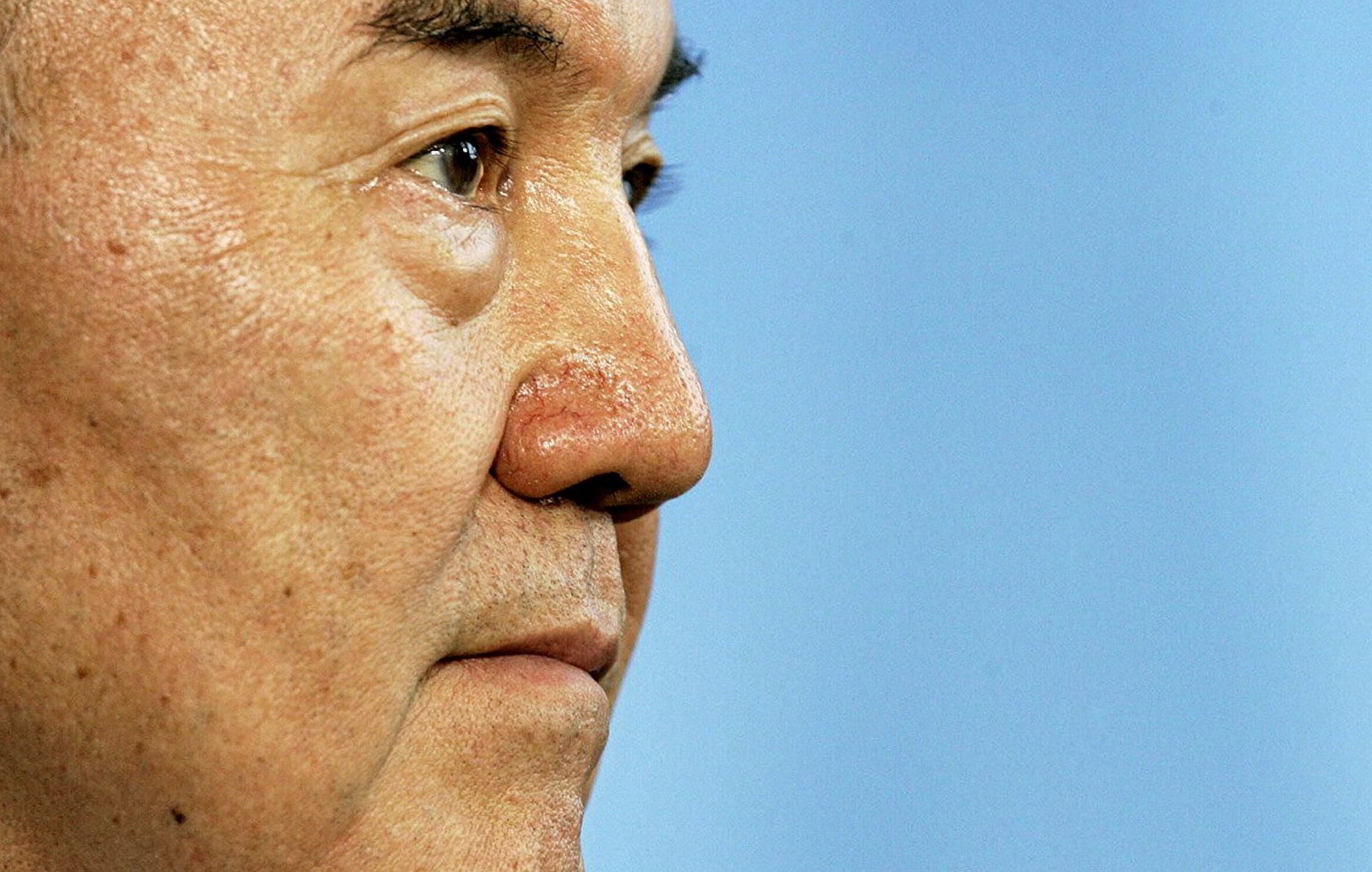 Jańa Qazaqstan: Nazarbaev týraly zańǵa ózgeris engizildi