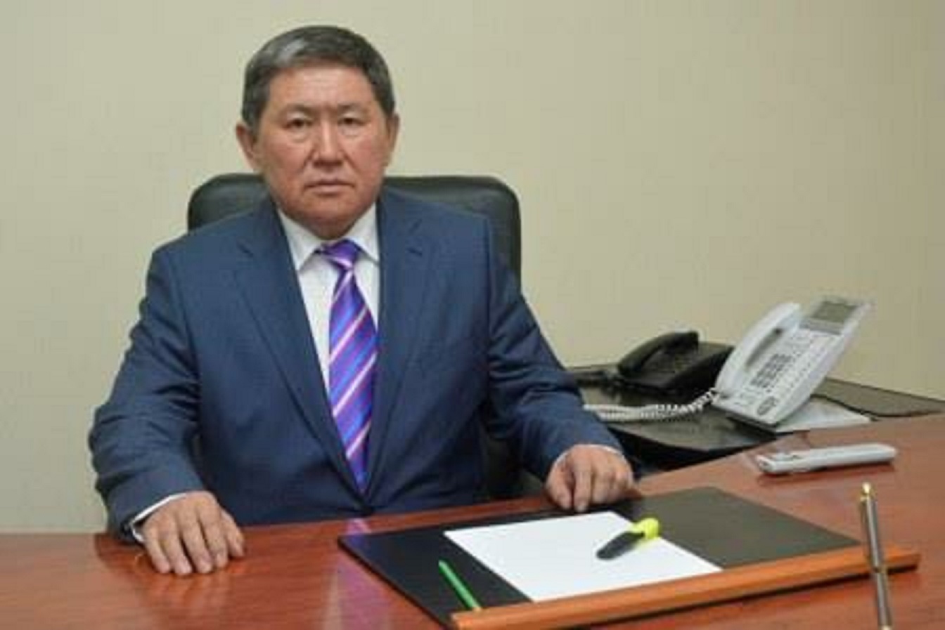 Sońǵy 10 jyl boiyna turǵyn-úi salýdy toqtatqan joqpyz – Altai aýdanynyń ákimi