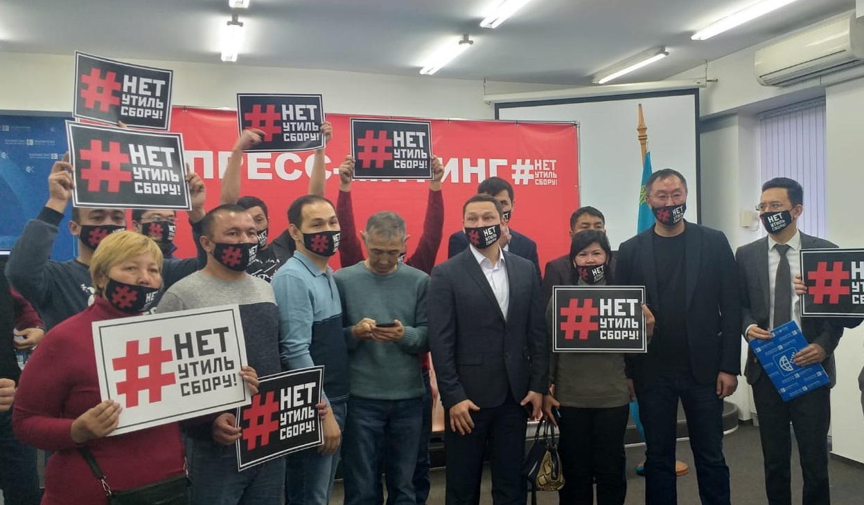 "Estitin" memleket bizdi estimedi!". Ýtil alymǵa qarsy top belsendi áreketke kóshti