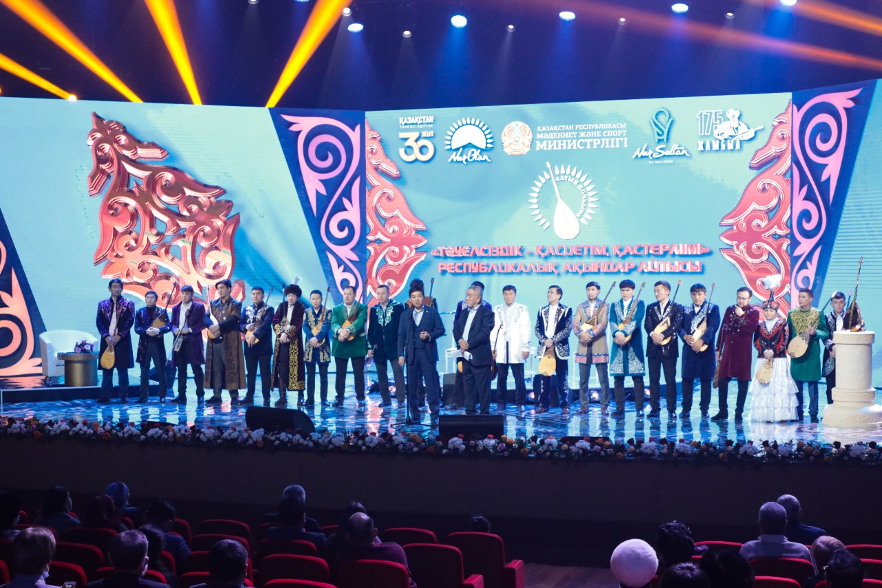 بايبەك ۇلتتىق قۇندىلىقتاردى ۇلىقتايتىن «ۇلتتىق مۇرا» پارتييالىق جوباسى تۋرالى ايتتى