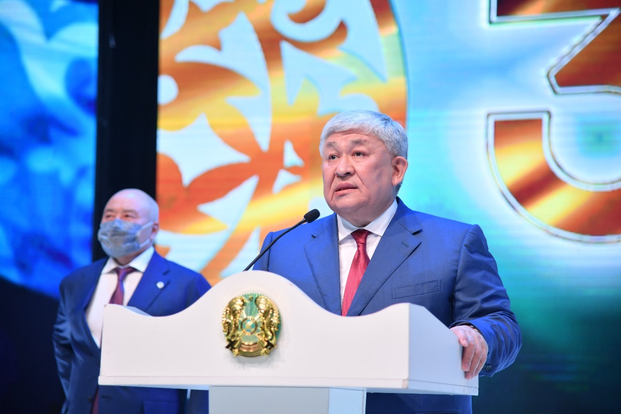 Kósherbaev túrkistandyqtardy Táýelsizdik merekesimen quttyqtady