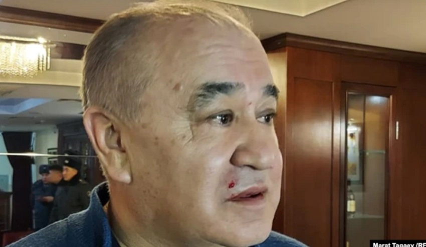 Qyrǵyzdyń oppozitsiialyq saiasatkeri soqqyǵa jyǵyldy
