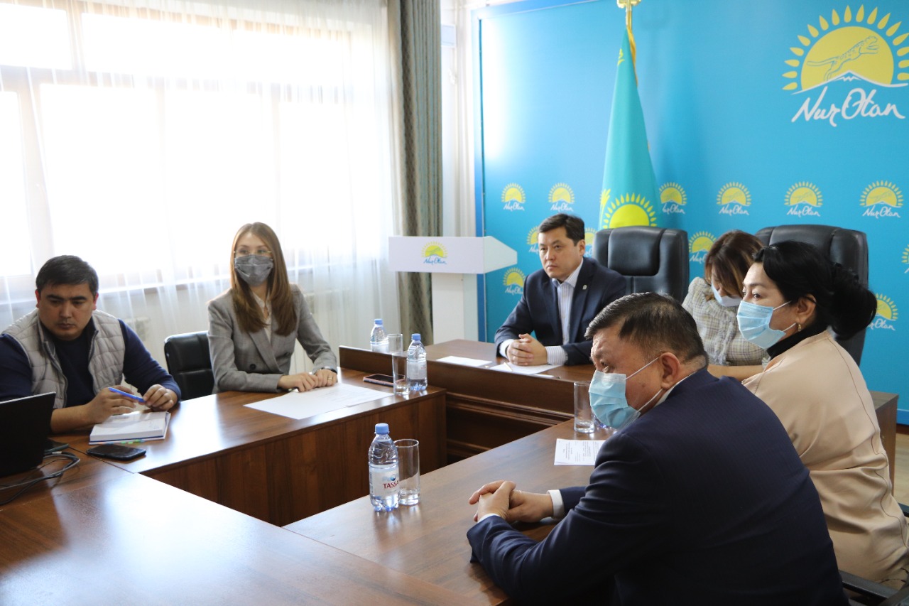 BIYL TÚRKISTANNAN SOLTÚSTIK ÓŃIRLERGE 4 MYŃDAI ADAM KÓShIP BARDY