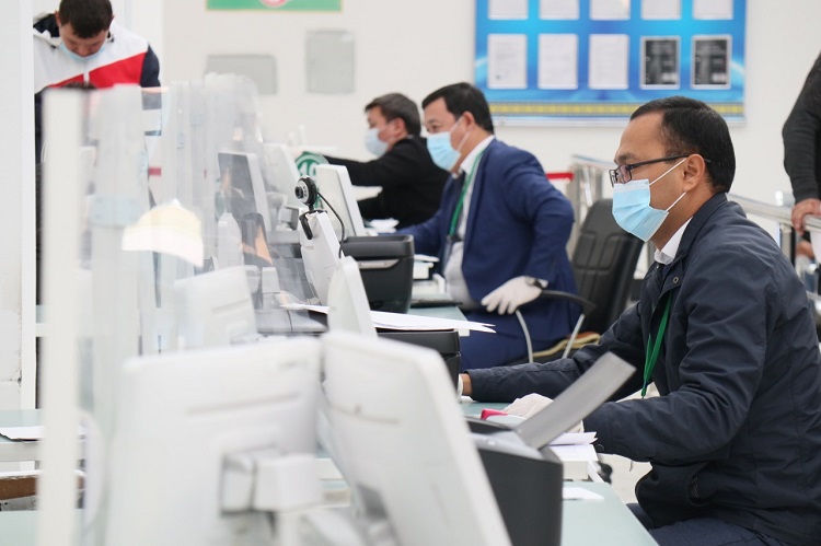 Shymkent HQO-lary 2021 jyldyń on aiynda 1 million memlekettik qyzmet kórsetti