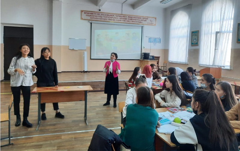 ҚазҰПУ-де мектепке дейінгі, әлеуметтік педагогиканың өзекті мәселелері талқыланды