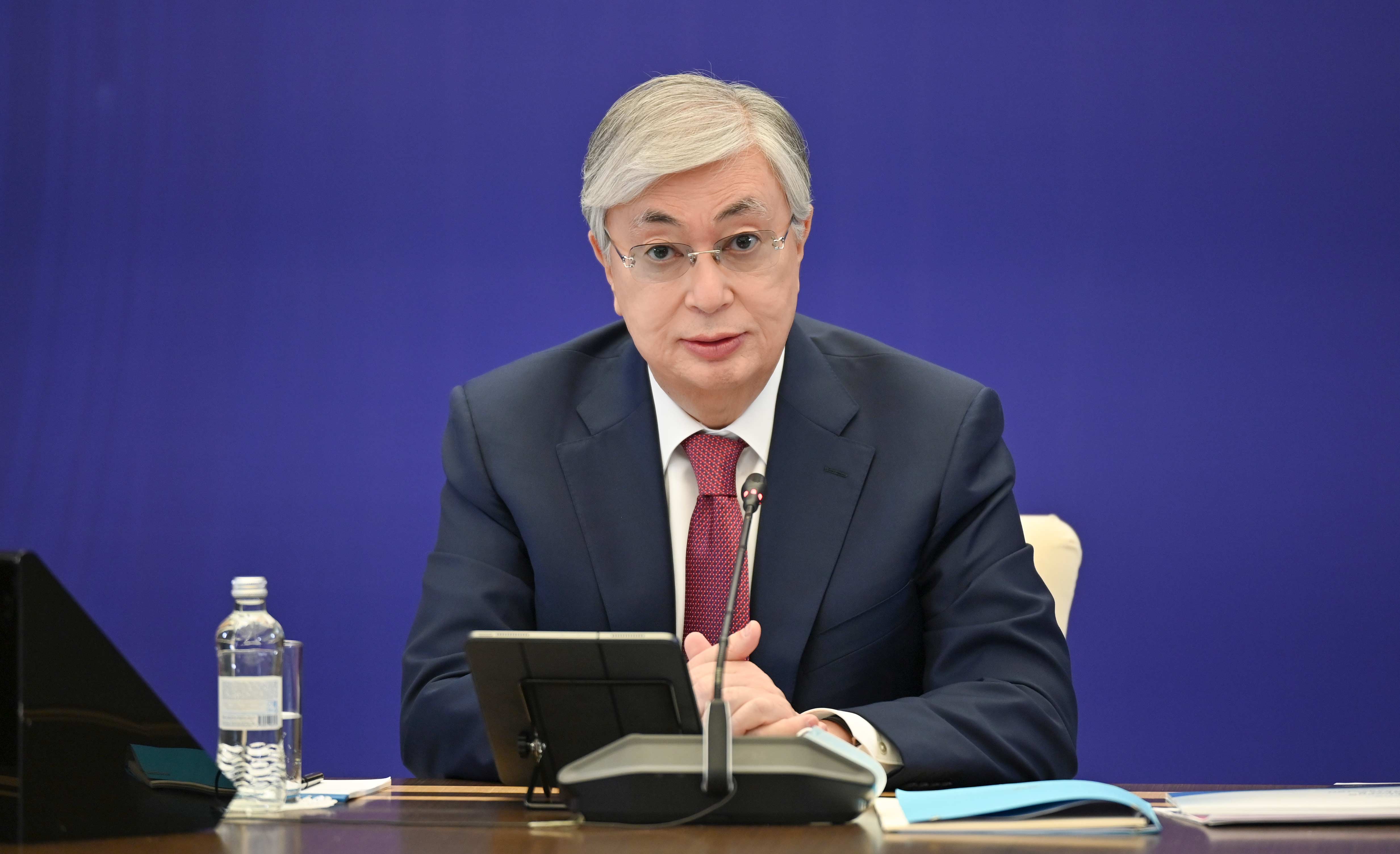 Toqaev: "Qarjy piramidalaryn joiý týraly buiryǵym oryndaldy ma?"