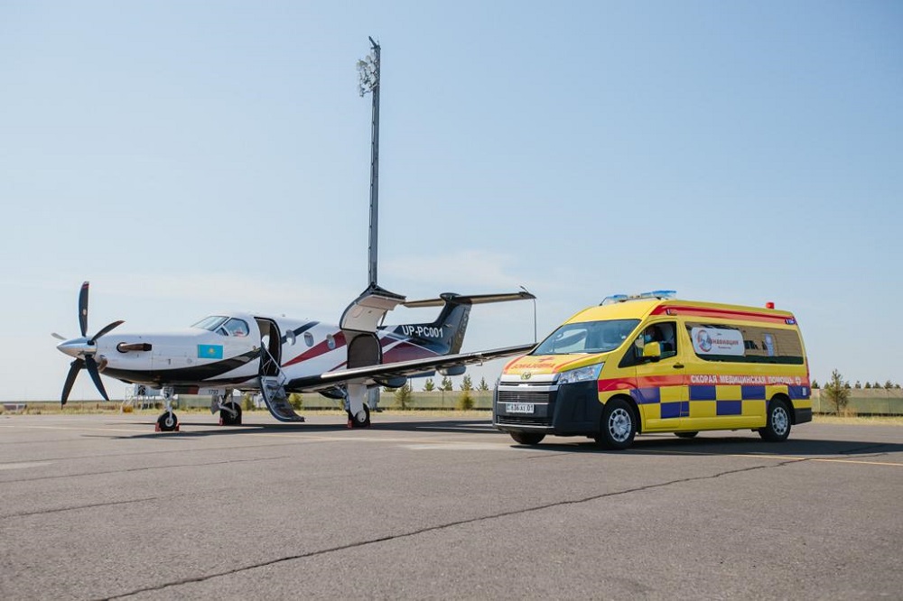 Almaty medikteri aviatsiianyń arqasynda dittegen jerine úsh ese jyldam baratyn bolǵan