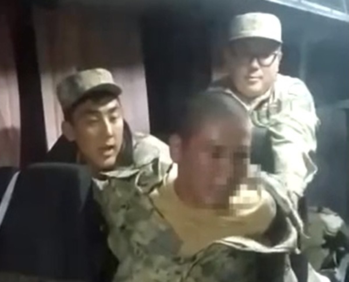 "Jyn kirdi" degen sarbazdyń anasy janaiqaiyn jetkizdi