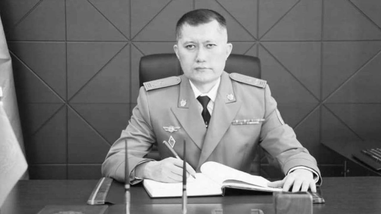 "Quttyqtaýdyń ornyna kóńil aittyq...". Qaza tapqan áskeri prokýrordyń búgin týǵan kúni