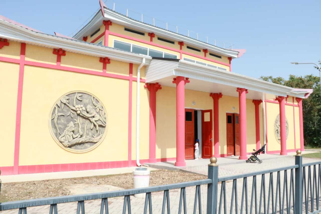 Shymkent qalasy Zoobaǵynyń janýarlaryn jańa volerlerge kóshirý jumystary jalǵasýda