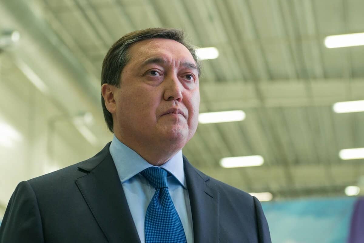 "Jaǵdai nashar...". Mámin ministrler men ákimderge tapsyrma berdi