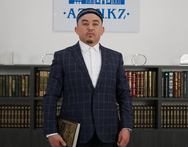 Imam jamaǵattan vaktsina saldyrýdy keiinge qaldyrmaýǵa shaqyrdy
