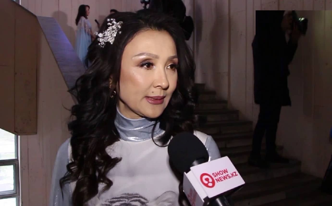"Tokioǵa siz ben bizdiń aqshamyzdy shashý úshin bardy". Tanymal ánshi qazaqstandyq sportshylardy synǵa aldy