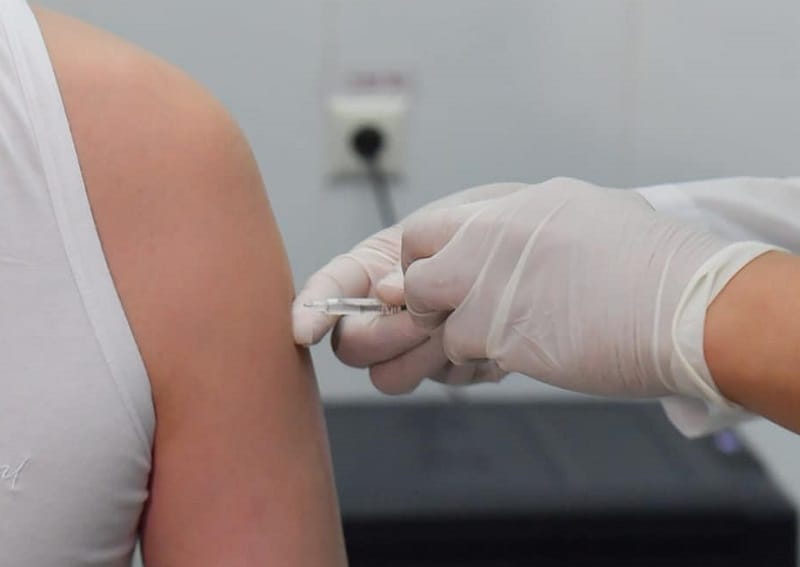 Elordada kópbalaly analardyń jetekshisi qala halqyn vaktsinatsiialaýǵa shaqyrady