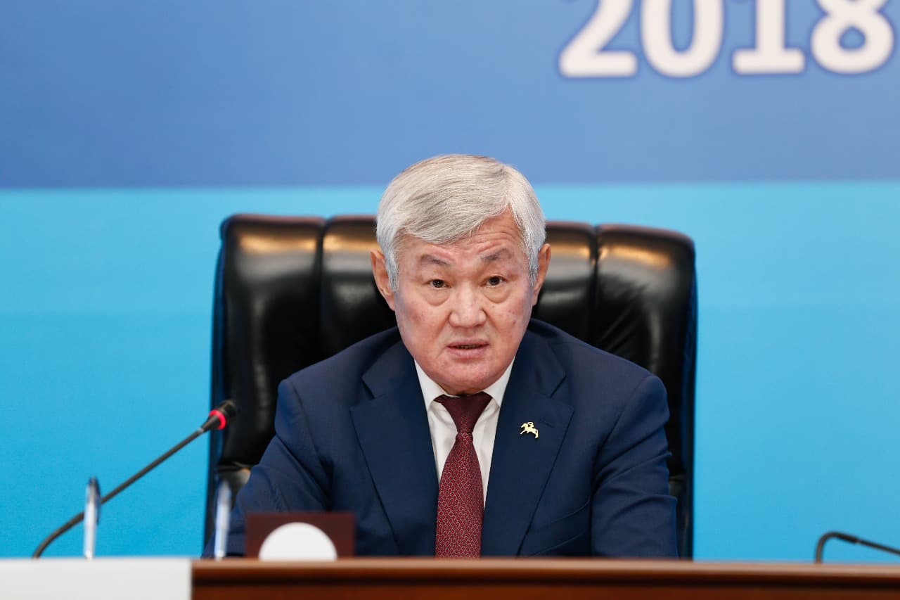 "Тисе – тұяққа, тимесе - бұтаққа": Сапарбаев өзіне жала жапқан Мамайға жауап берді 