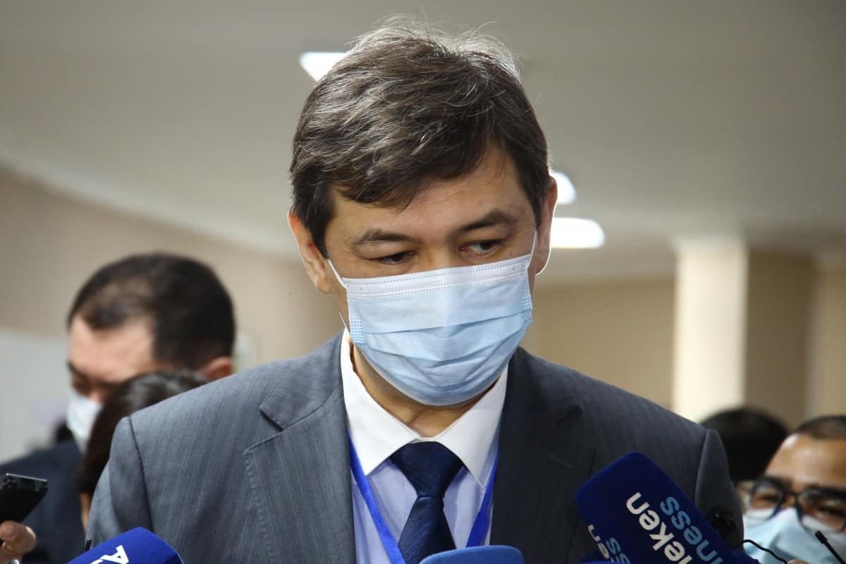 1 qyrqúiekke deiin ýaqyt berildi. Bas sanitardyń jańa qaýlysy shyqty
