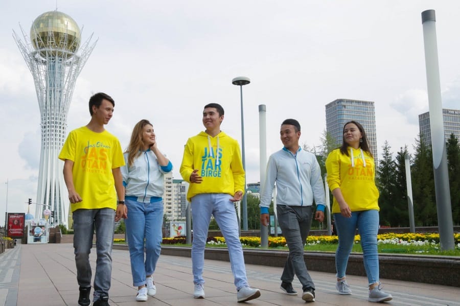 Nur Otan. ايماقتاردا «جاستار-وتانعا!» باعدارلاماسى ٸسكە اسىراتىن 216 ٶڭٸرلٸك جول كارتاسى بەكٸتٸلدٸ