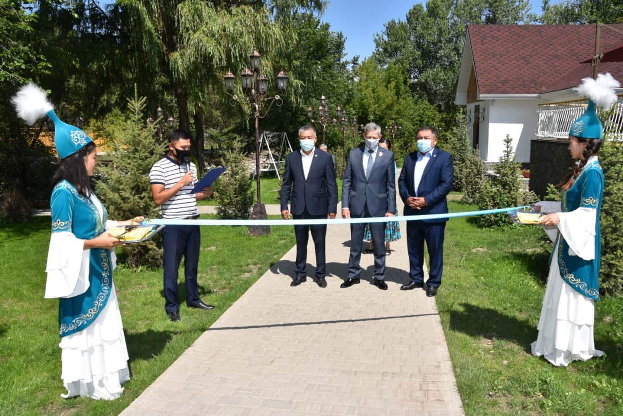 Mereke qarsańynda Tekeli qalasynda jańa demalys orny ashyldy