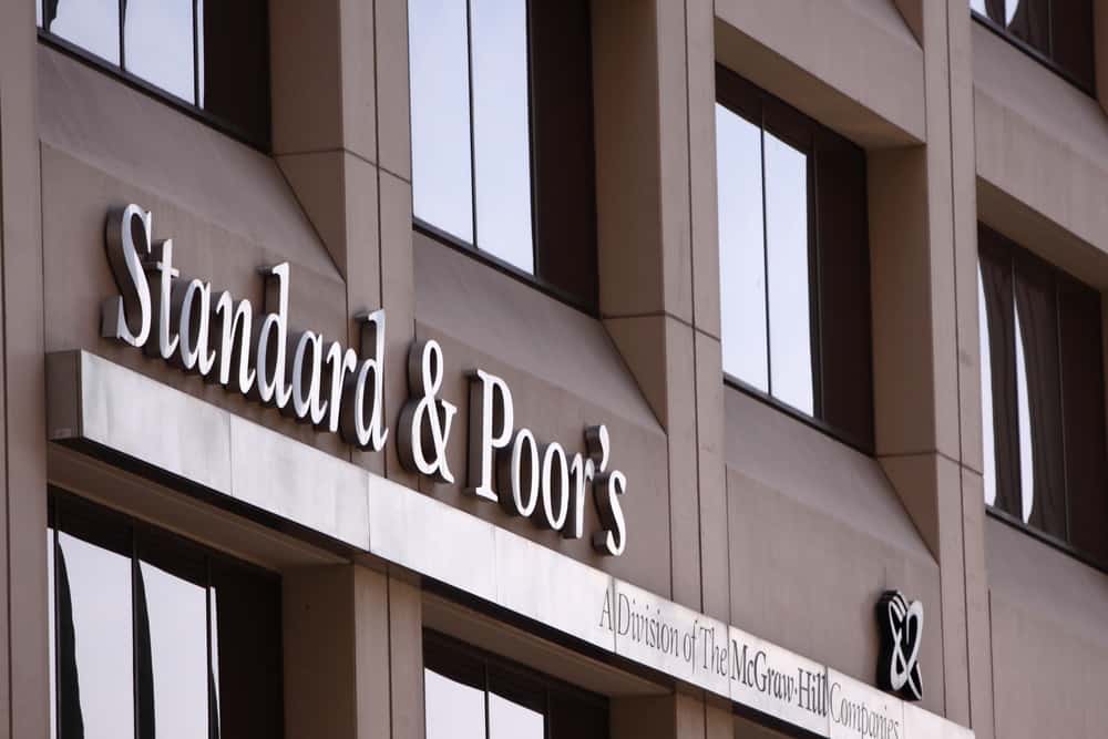 S&P Global Kaspi Bank-تٸڭ رەيتينگتەرٸ بويىنشا بولجامدى كٶتەردٸ