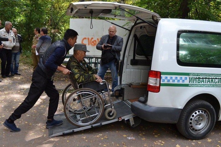 شىمكەنتتە 10 جىلدان بەرٸ ينۆاتاكسي مٷمكٸندٸگٸ شەكتەۋلٸ تەگٸن قىزمەت كٶرسەتەدٸ