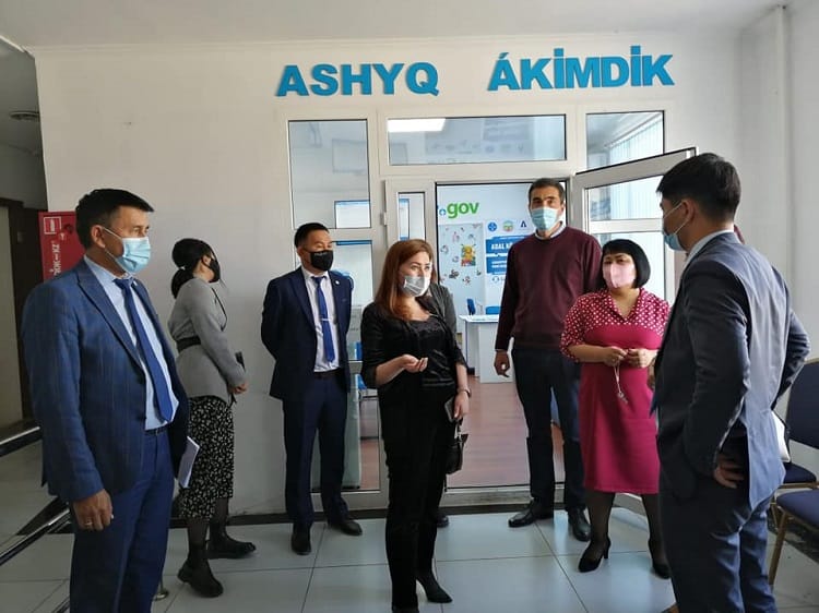 «Shyǵys – Adaldyq alańy» jobalyq keńsesiniń basshysy úrjarlyqtarmen kezdesti