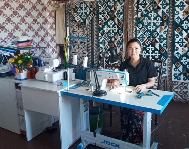 Ismer kelinshek memlekettik grantpen tigin sheberhanasyn ashyp, bir jylda 2,5 mln teńge tabys tapty