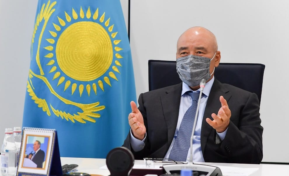 Шөкеев түркістандықтарды онлайн қабылдады
