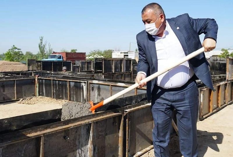 Keleste qaiyrymdylyq qory muqtaj jandarǵa baspana salýda
