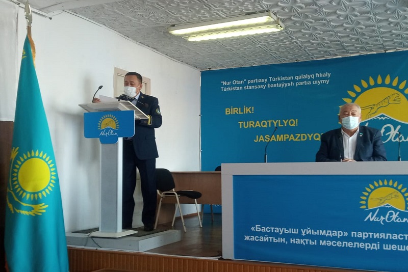 "Nur Otan" بەلسەندٸلەرٸ تٷركٸستانداعى قوعامدىق كٶلٸكتٸڭ جاي-كٷيٸن تالقىلادى