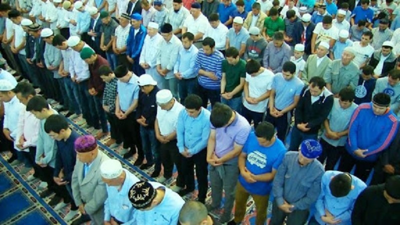 Endi jamaǵat bes ýaqyt namaz meshitte oqi alady