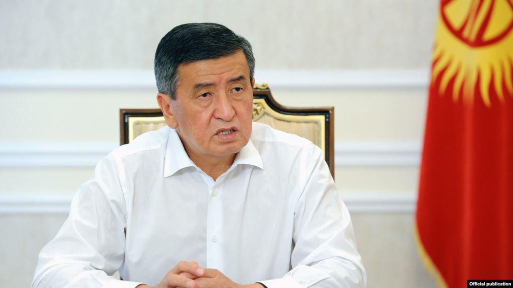 Jeenbekov: Men – Qyrǵyzstannyń legitimdi prezidentimin
