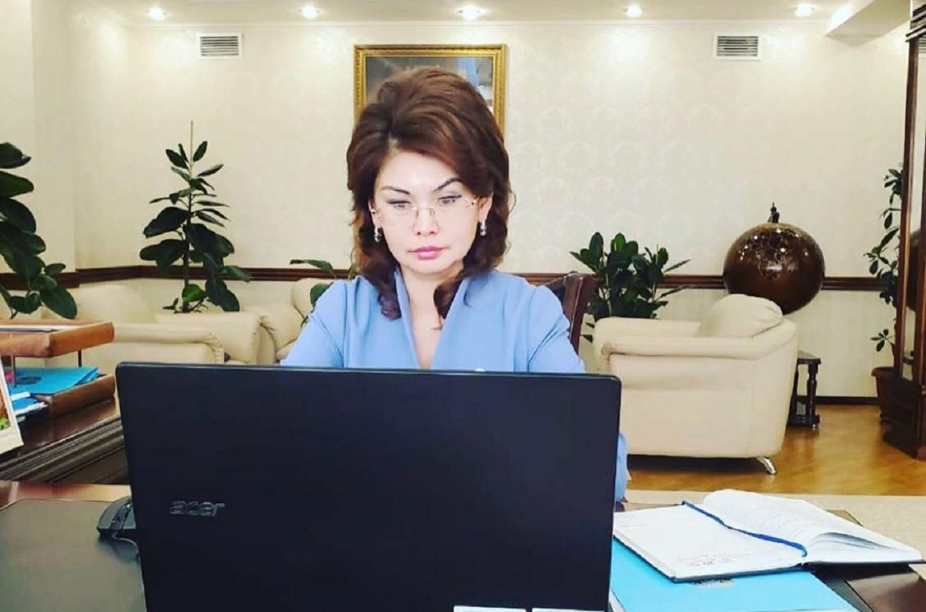 Балаева: "Канцелярия тілінен арылу керек. Халық мембағдарламаның мазмұнын түсінбейді"