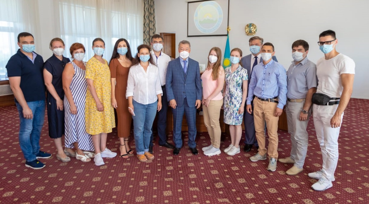 Ahmetov Tatarstannan kelgen dárigerlerdi qabyldady