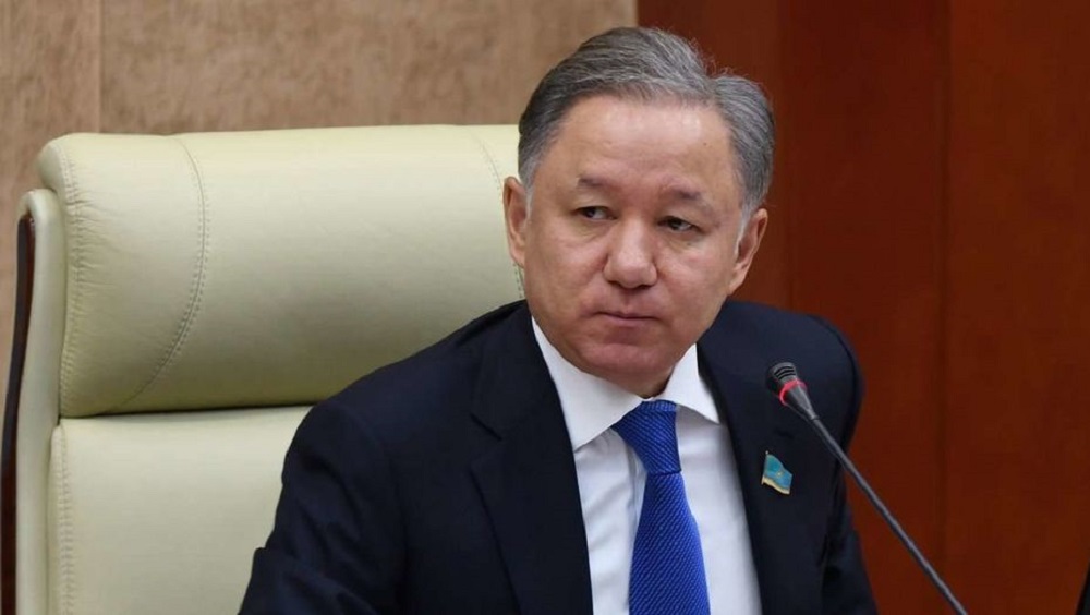نۇرلان نىعماتۋلين: «دەپۋتاتتار شەتەلدە دەمالىپ جاتقان جوق, بەرٸ ەلدە»